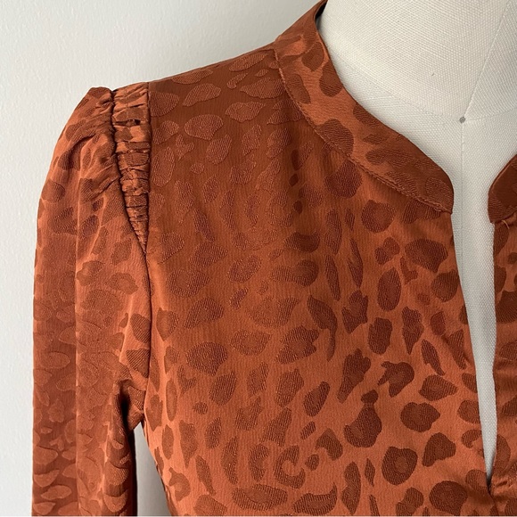 N14 CURRENT AIR Animal Print Blouse Top - Picture 4 of 10